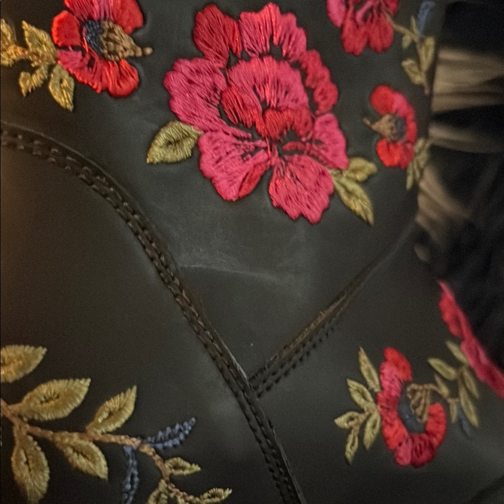 New FARM Rio Black and Red Combat Boots with Floral Embroidery NWOT - Picture 15 of 16